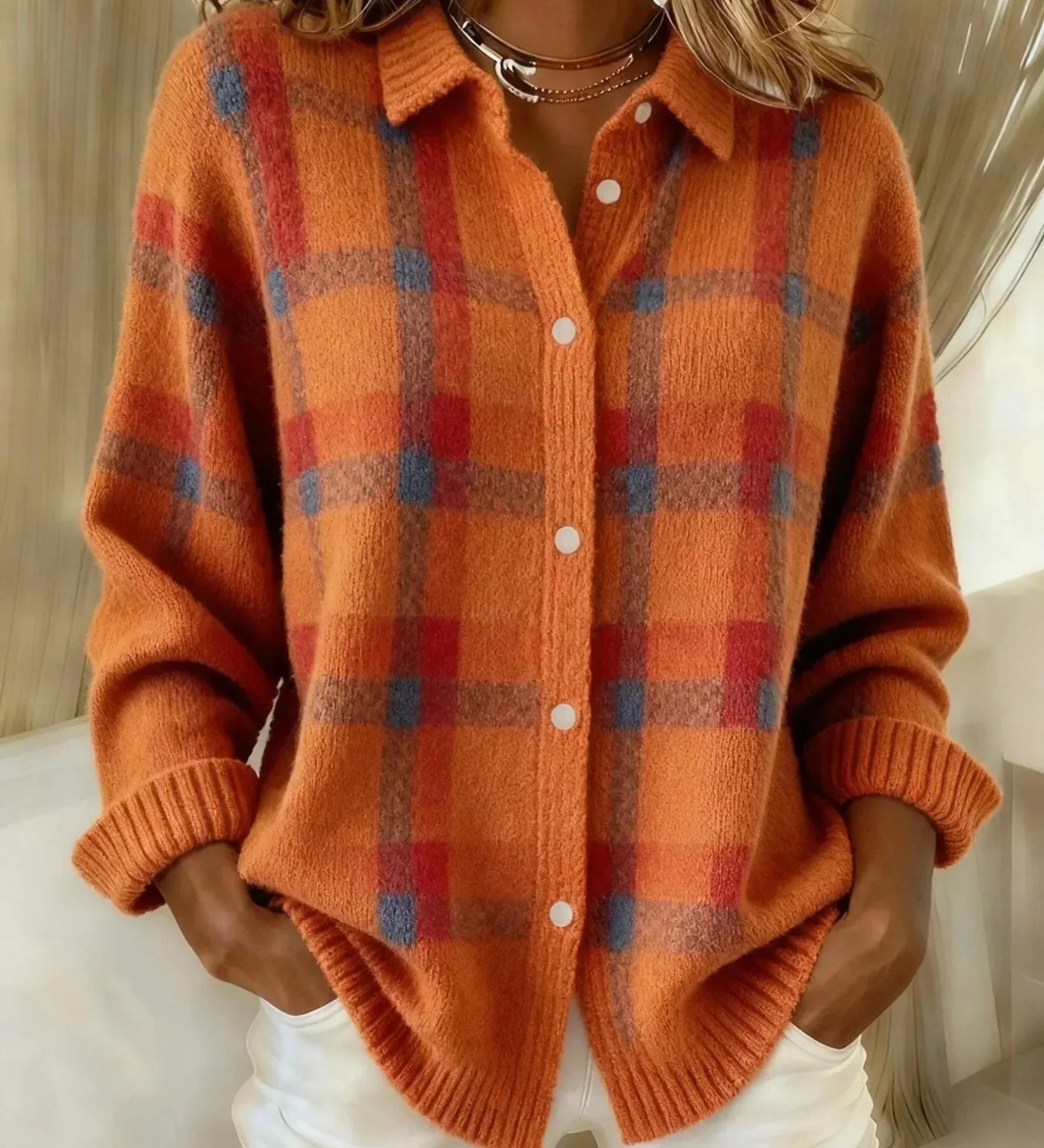 Anna - Maglione retro in lana fatta a mano con contrasto