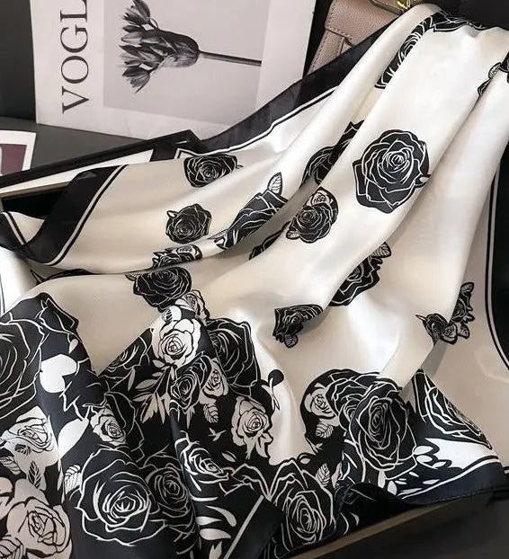Elodie-huivi (100 % seta – 68 cm) Bella Roma