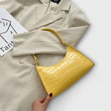 Oona Borsa