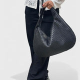 Tilly Borsa